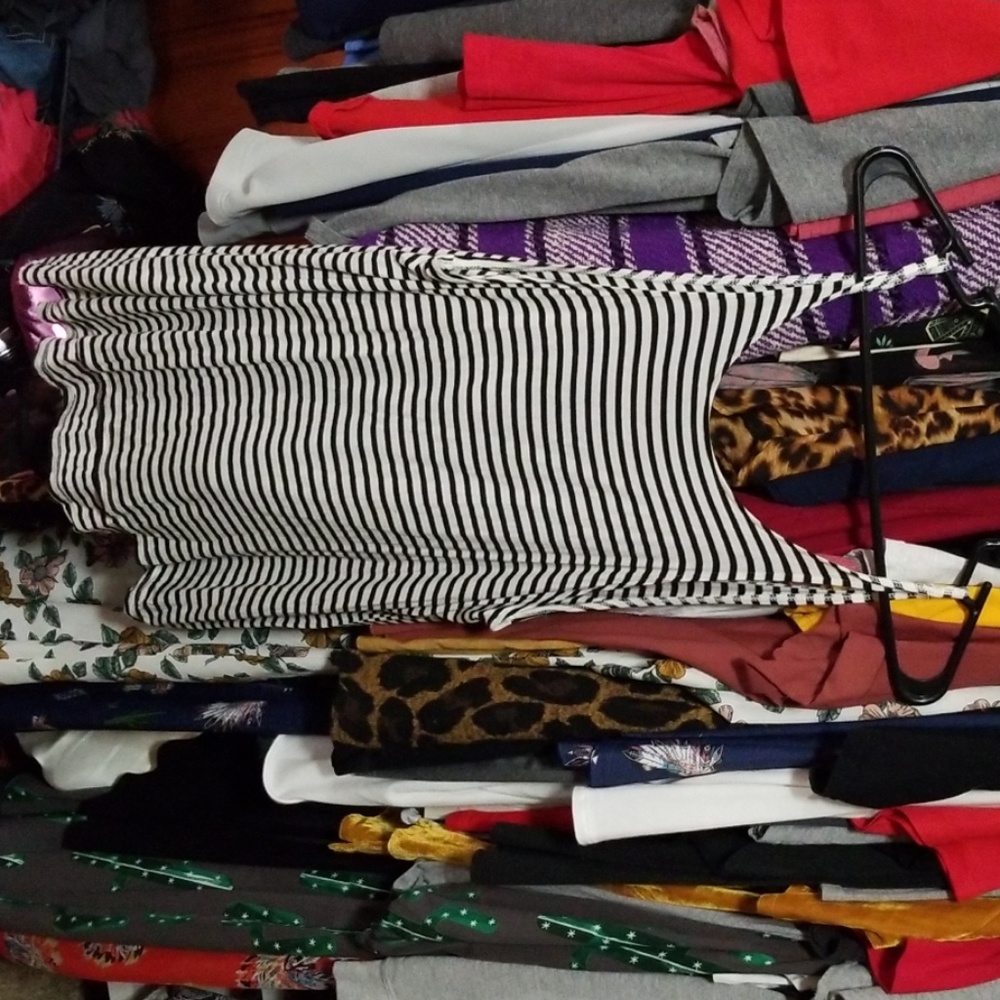 Long stripe tank